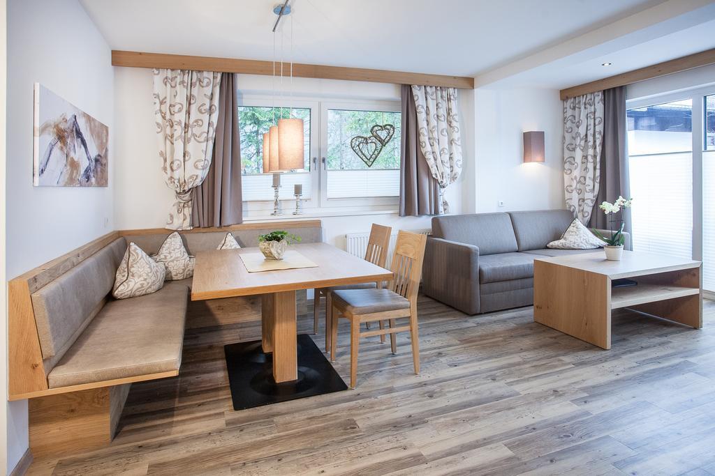 Apart Garni Montana Пертизау Экстерьер фото